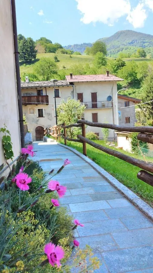 B&B Santa Brigida 3*,